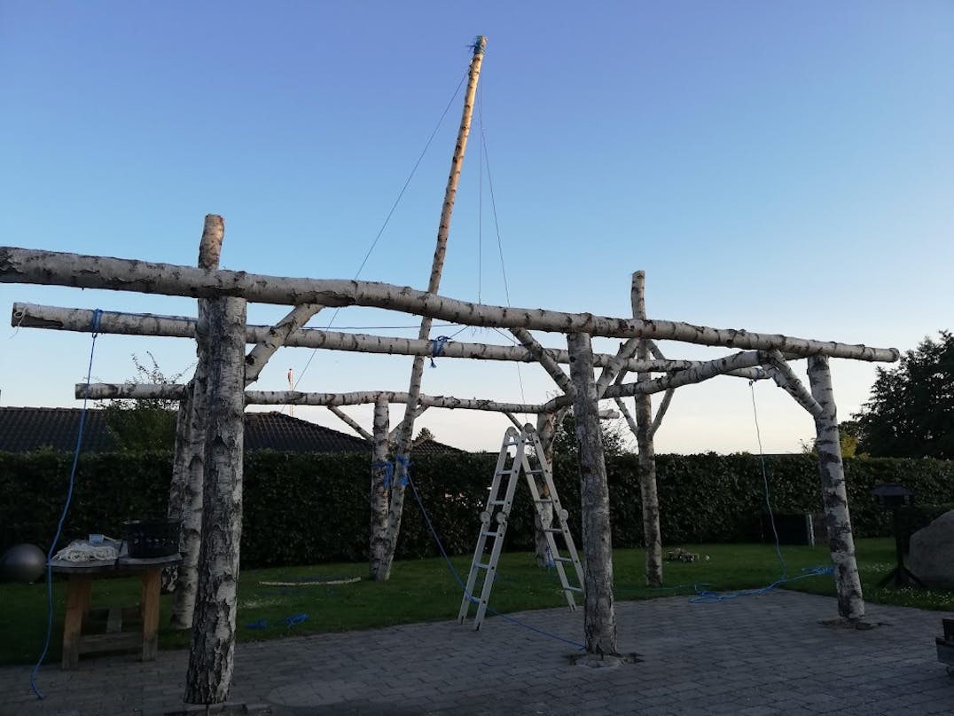 Overdækket terrasse af birketræ Overdækket terrasse af birketræ